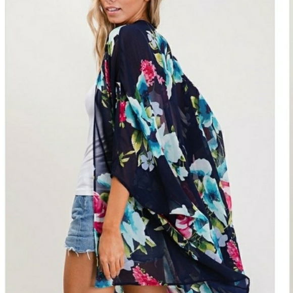 Navy Blue Floral Kimono - Picture 3 of 3